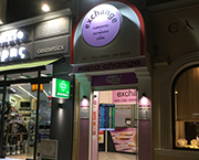 img09